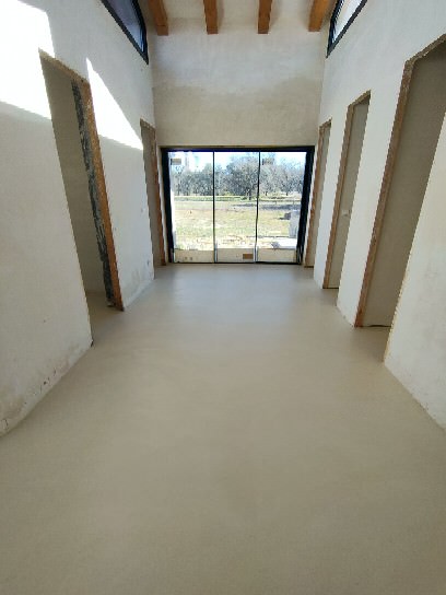 Trabajo en vivienda en microcemento CementDecor